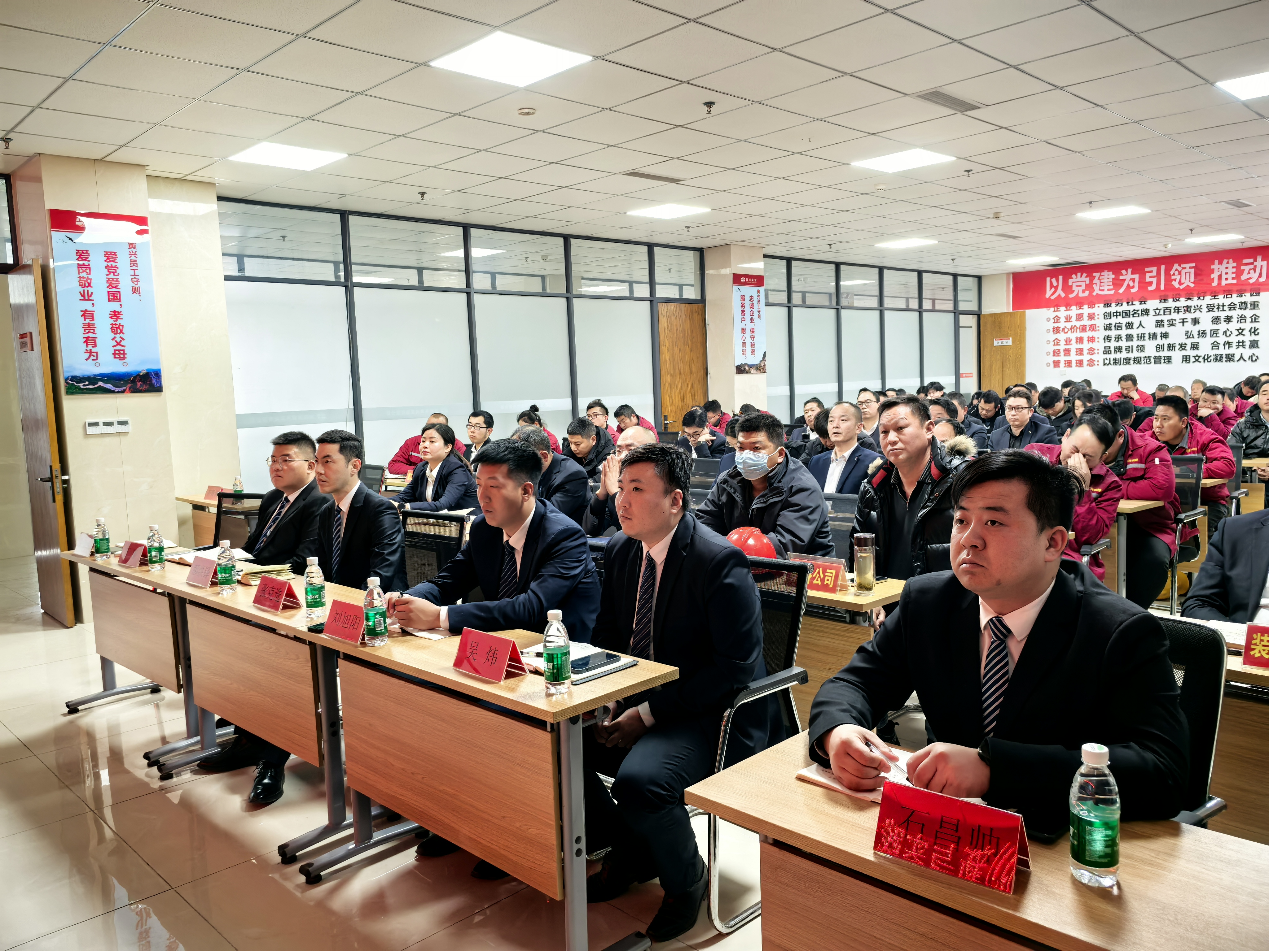 牧原建筑攜手寅興實業(yè)開展安全培訓(xùn)專題活動，共筑安全生產(chǎn)新防線